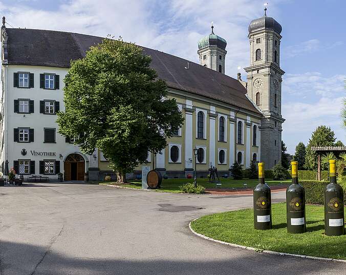 Schlosshof der Schlosskirche Friedrichshafen