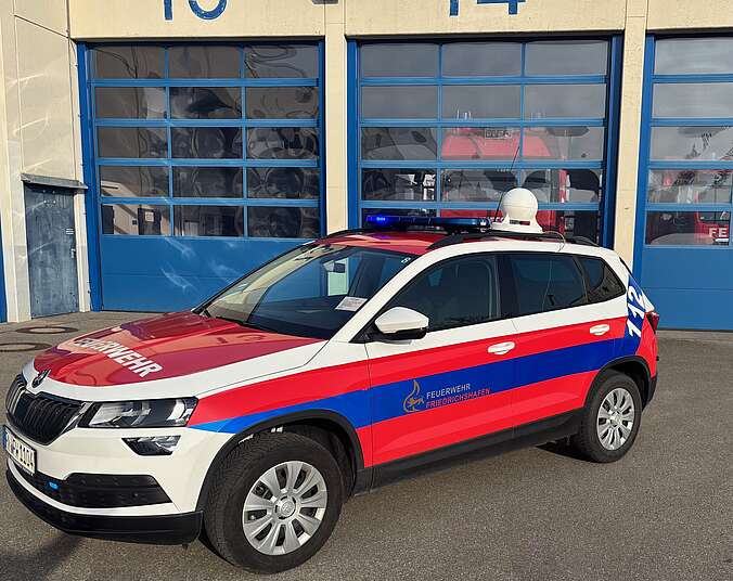 Feuerwehrauto mit Kugellautsprecher (Foto: Stadt Friedrichshafen)