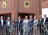 Die Häfler Delegation zu Gast im Nordholzer Rathaus. (Foto: Stadt Friedrichshafen)