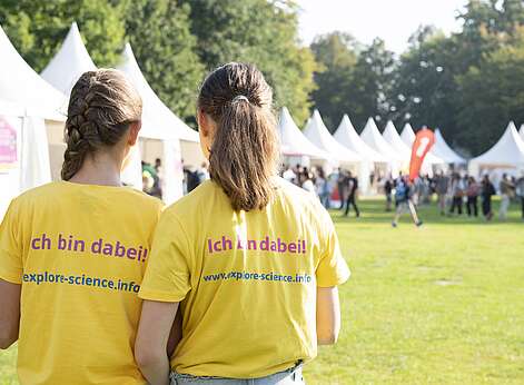 Rücken T-Shirts
