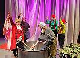 Theaterspielclub 13+ "Auf der Suche nach den Sternen"