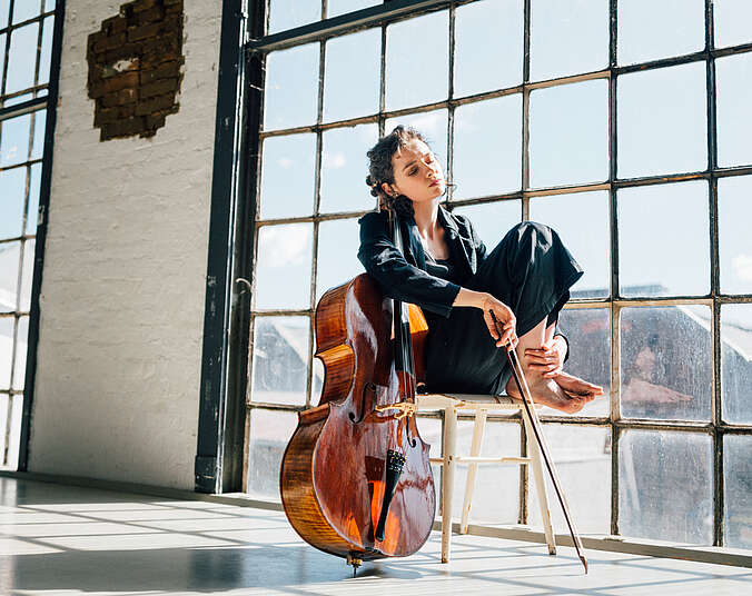 Anastasia Kobekina spielt am 10.05.2027 mit der Academy of St Martin in the Fields