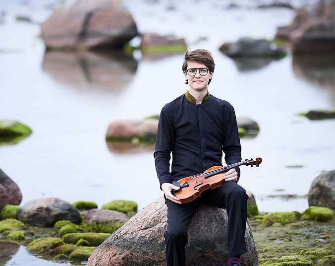 Bild zur Veranstaltung: O/Modernt Kammerorchester &  Hugo Ticciati - Hugo Ticciati; Violine und Leitung