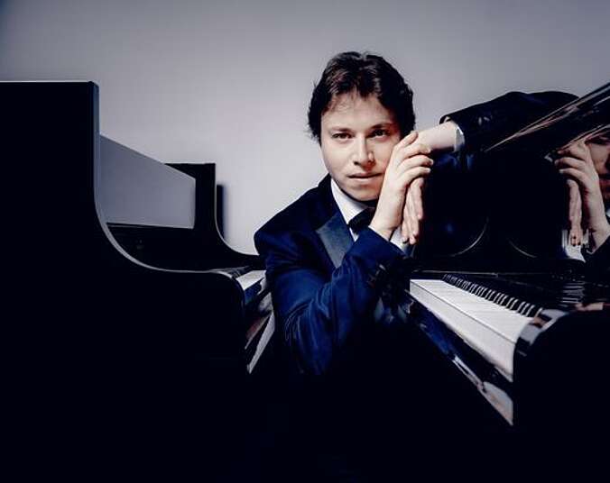 Bild zur Veranstaltung: Sinfonieorchester Friedrichshafen & Ilya Shmukler