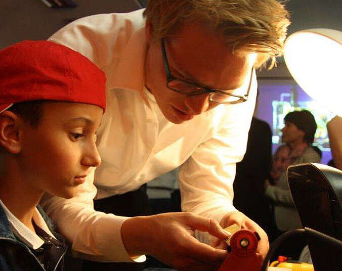 Jugendliche werken
