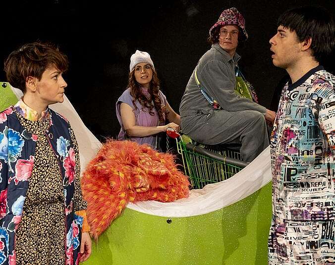 Bild zur Veranstaltung: Haydi! Heimat! / ab 8 Jahren - Badische Landesbühne