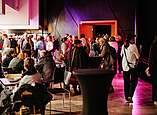 Filmpause im Foyer