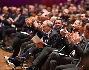 Jahresempfang 2026: Blick in den Hugo-Eckener-Saal auf Gäste