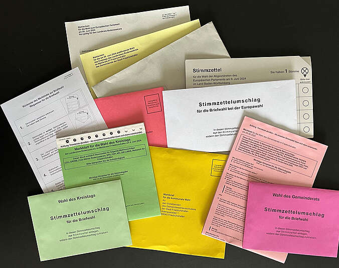 Briefwahlunterlagen für die Kommunal- und Europawahl 2024